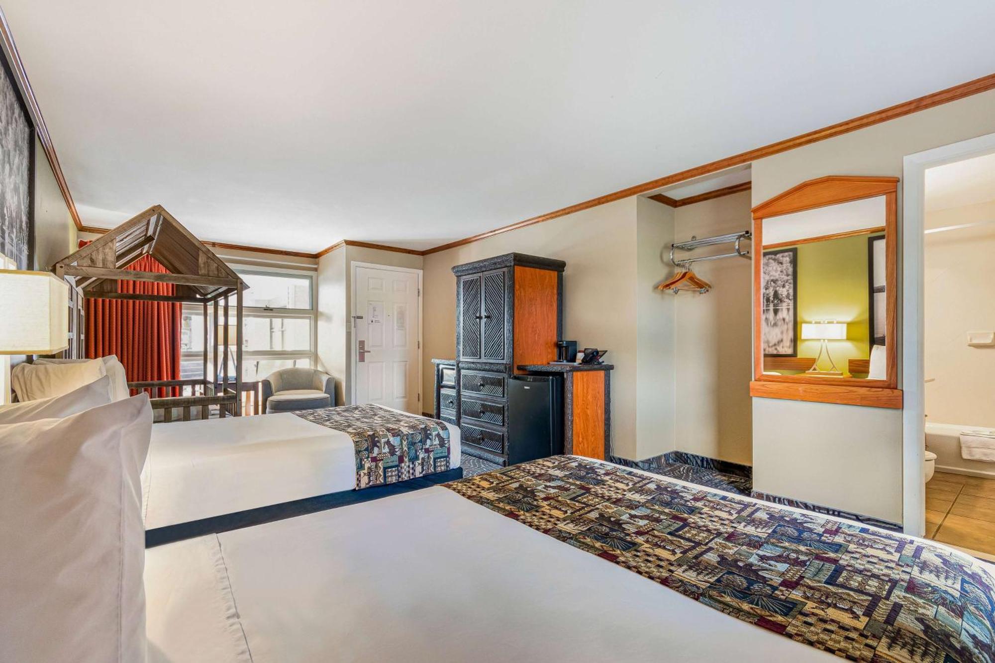 Super 8 By Wyndham Lake George/Downtown Exterior foto