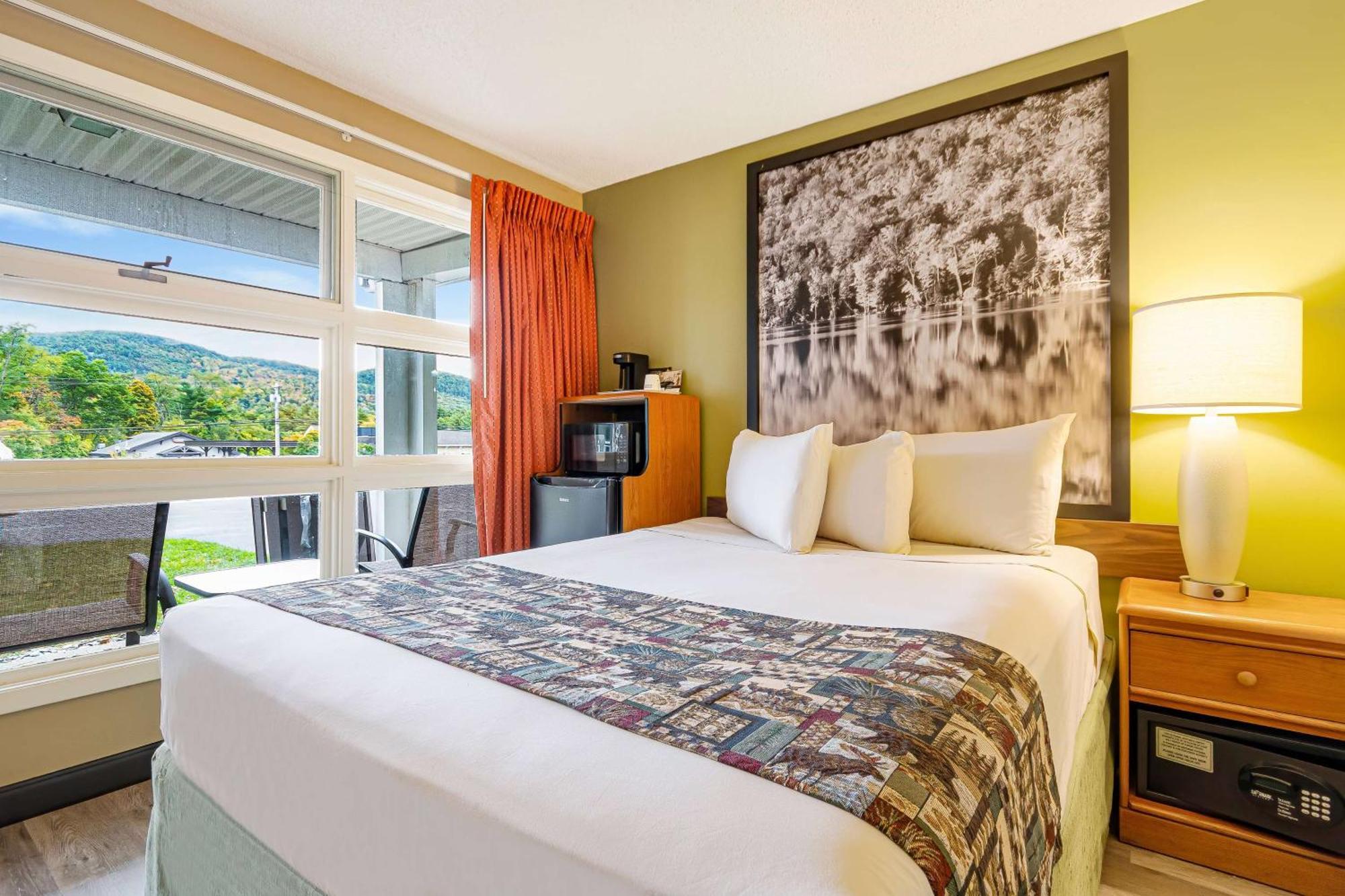 Super 8 By Wyndham Lake George/Downtown Exterior foto