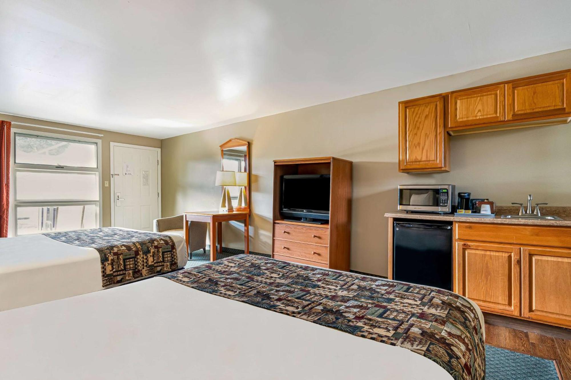 Super 8 By Wyndham Lake George/Downtown Exterior foto
