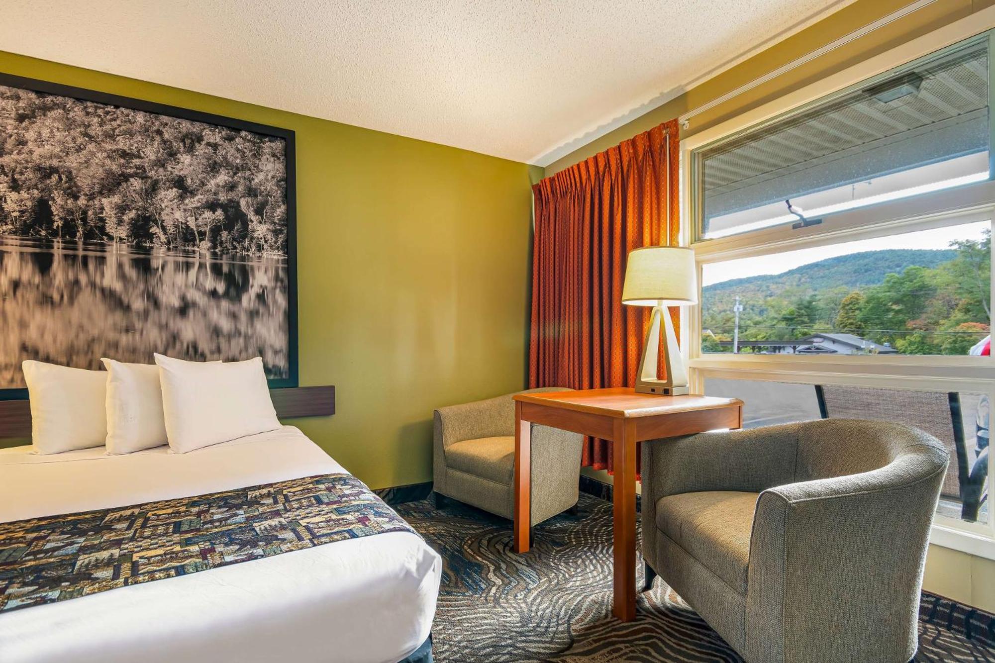 Super 8 By Wyndham Lake George/Downtown Exterior foto